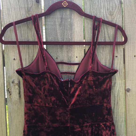 Crushed Velvet Romper - Picture 3 of 7